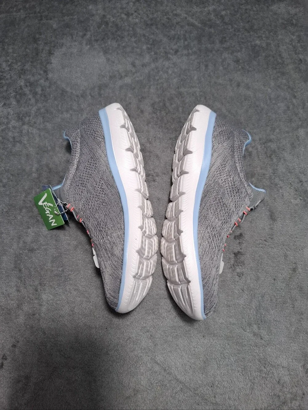 Skechers Slip-On Athletic Sneakers Gray Light Blue Pink Accents Sz 9.5 Washable